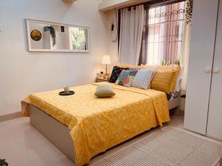 Dawn - A Spacious Modern Studio in Bandra at Almeida Park by Connekt Homes - 1
