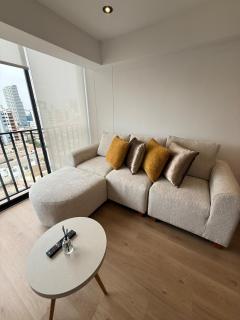 Modern and Cozy Apartment - 3