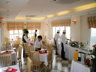 New Moon Hotel - 5