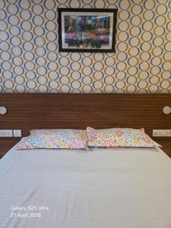Lotus Park Inn - 9