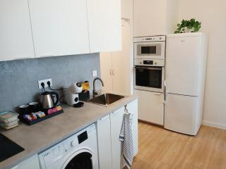 Sunny City Center Apartment with Balcony - 6