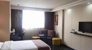 Thank Inn Plus hotel He'nan Zhoukou Chuanhui District Red Star Macalline - 1