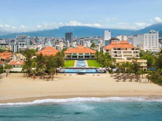 Pullman Danang Beach Resort - 8