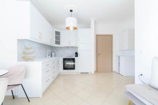 Sunny Vibes Apartment - 2