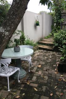 Pollock's B&B - East London - 9