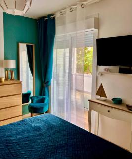 LE PANORAMIC -SUPERBE T2 Face aux thermes- - 5
