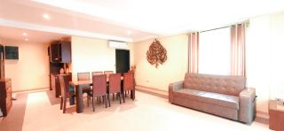 Luxury Beachfront SeaView Apartment - 6