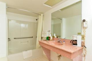 Quality Inn - 1