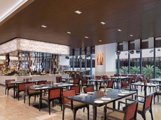 Novotel New Delhi Aerocity - 8