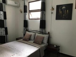 Cozy Apartment - 1