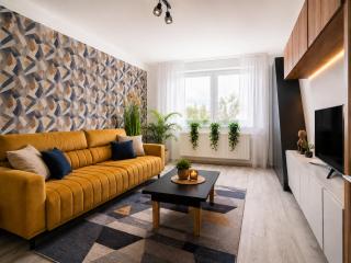 Comfort 65 2-Bedroom Apartment with Balcony - 7
