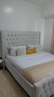 Executive elegant wanderers rest three bedroom apartment with amazing city views, swimming pool ,gym and private ample parking space which offers not only comfortable but also luxurious lifestyle - 5