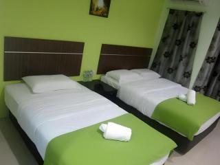 Eco Hotel Putra Kajang - 1
