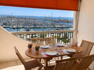Sol-y-Days Eden, Magnifique appartement de deux chambres, en duplex face a la mer et au port de plaisance - 0