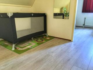 Lovely holiday home with private barbecue - 6