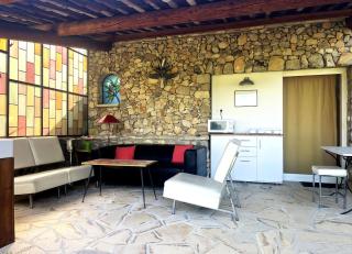Un cadre exceptionnel et artistique pour une halte tranquille en Provence - 9