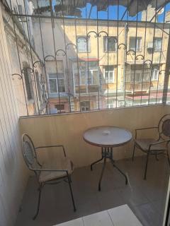 Family Place on Deribasovskaya 10 - 1
