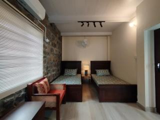 HYN Mountain Resort Family Cabin - 2