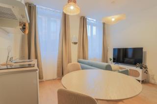 Bright & Modern Pied-à-terre - High-Speed Wi-Fi - 5
