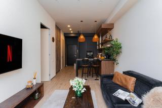 Elegant Apartment with Cozy Atmosphere - 4