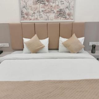 Hotel Shree Inn - 1