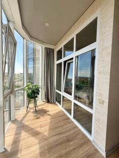 Gagarin Plaza Apartments - Odesa - 4