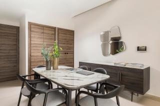 BlueMall Luxury Suites by Homeclub - 4