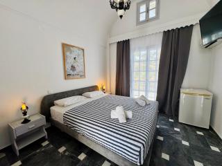 Tritonas Rooms - 1