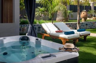 Villa Sofoklis - local retreat with jacuzzi! - 8