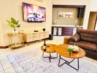 Villa on 8 Pecanwood - 6