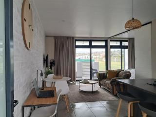 Sunlit Shores welcoming coastal apartment located in a secure beach estate - 7