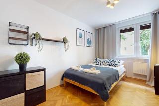 Bluebell Apartment Dmochowskiego COS Torwar - 9
