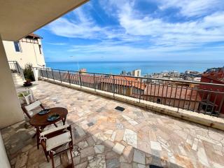 Splendid sea view close center - 1