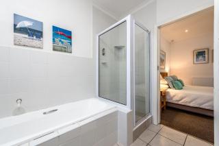 Summer Blue Guesthouse - 2