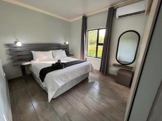 Thula Thula Guest House - 7