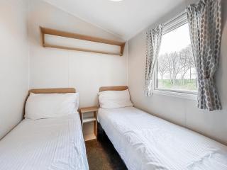 Orchard 13 - Uk51845 - 3