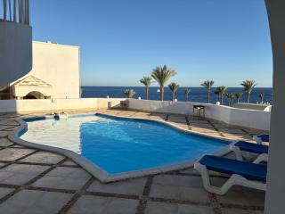 Carlton Luxury Villa - 3