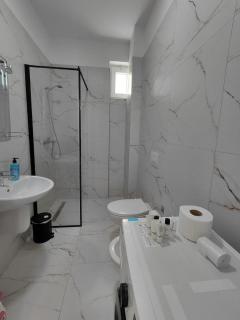 Adelon Apartments - 1