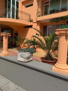 Azure Family Rooms Nessebar - 5