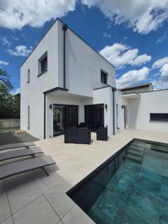 La Villa signature by Berenice Contemporary villa with pool for 6 guests - 0