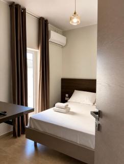 Seaview Apartments in St Pauls Bay by Pin It Suites - 8