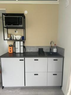 Tiny house with lake view - 5