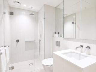 Skyline Suites - Stunning City Views, Gym & Pool - 5
