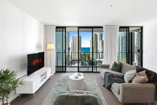 Luxury 2BR "Avani- Broadbeach" - OceanView - Gym-Pool & Parking - 0