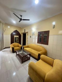 J1015 Palam Vihar Gurgaon - 1