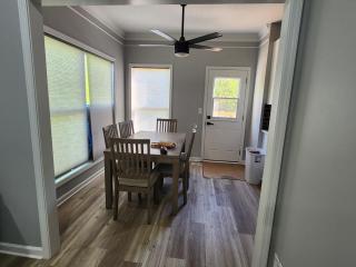 OLathe Lux Retreat 4 Bedroom Olathe Home 4 Bath 2K 3Q sleeps10 - 8