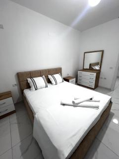 XH APARTMENTs - 3