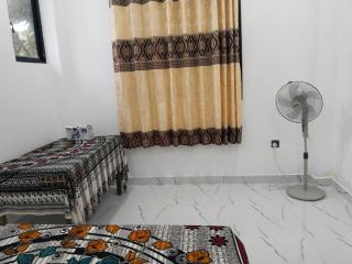 Jayasiri Riverfront Home - 8