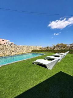Luxury Duplex House in Center of Malta with Private Swimming Pool - 6