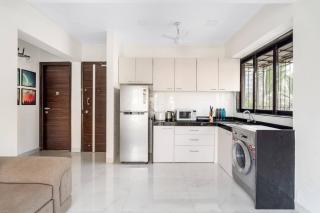 Athena Elegant 2BHK in Khar Gated Connected - 5